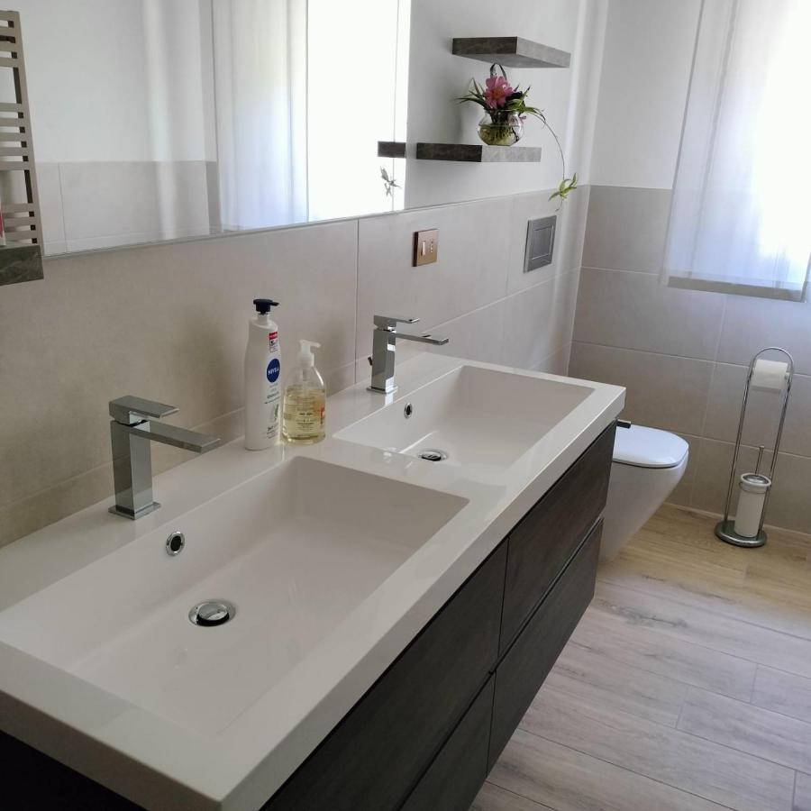 Casavacanze Sottocolle Valmorea ภายนอก รูปภาพ